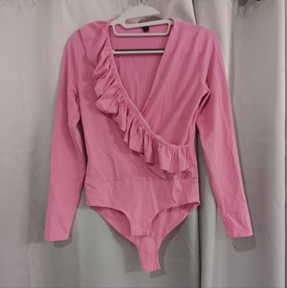 Jcrew ruffle long sleeve bodysuit tee
